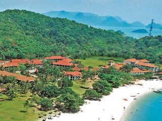 Holiday Villa Beach Resort ****, Langkawi