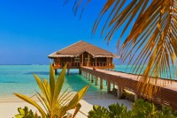 Luxusní dřevěná vodní vila, atol Lhaviyani, Maledivy