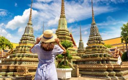 V Thajsku každoročně láká turisty k navštívení více než 40 000 chrámů