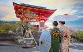Všechno, co musíte vědět o Japonsku. Kimono, origami, sumo, Go!