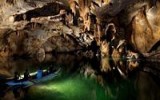 Úplně jiný svět - to je unikátní plavba po tajemné podzemní řece Puerto Princesa