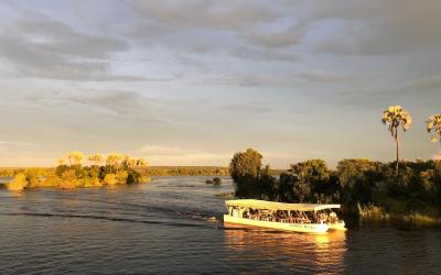 Zimbabwe | Plavba po Zambezi river