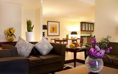 Ramada Plaza Jumeirah Beach Residence - Bedroom Suite