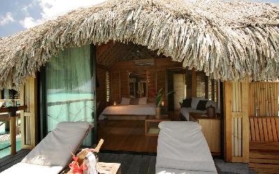 BOB Pearl Bora Overwater Bungalow Interior2.gallery_image.1