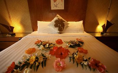 Flowered_Bed2