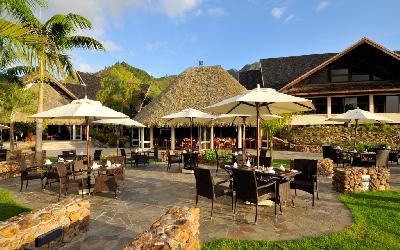 MOZ Intercontinental Moorea Outside Restaurant.gallery_image.1