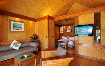 MOZ Intercontinental Overwater Bungalow Interior_2.gallery_image.1