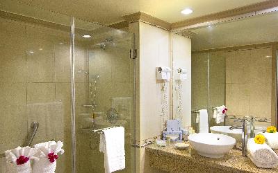 BZB_Accom_Bathroom