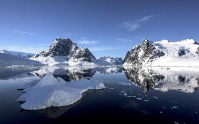  Antarktida - průliv Lemaire