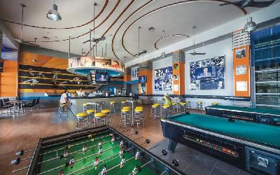 Sports bar