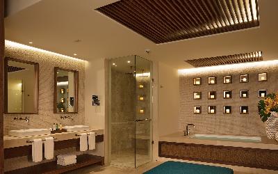 Presidential Suite Swim Out - Bathroom