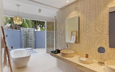 Two Bedroom Beach House - Bathroom