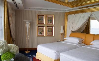 Burj Two Bedroom Family Suite - Twin Beds Bedroom