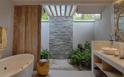 Beach Suite Bathroom