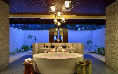 Sunset Pool Villa Bathroom