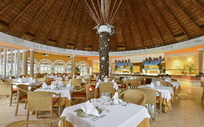 El Bosque Gourmet Restaurant