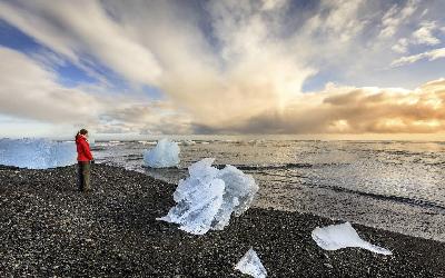 Black Sand Beach