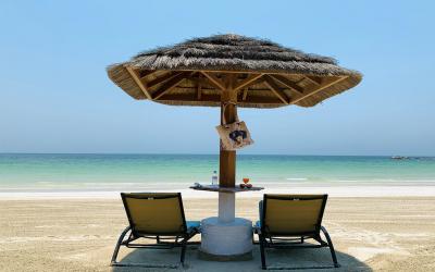 ajman-hotel-beach-lifestyle_orig