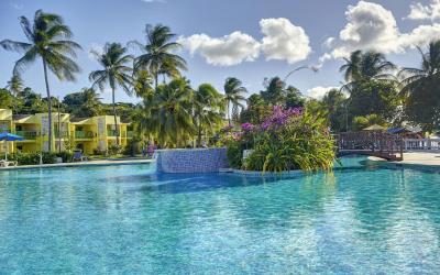 Starfish_Tobago_Pool_LR_0018