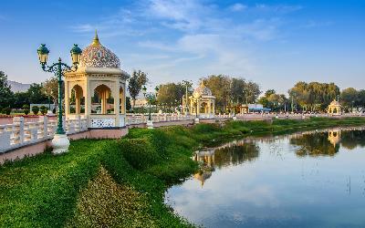 Oman_AdobeStock_167476184