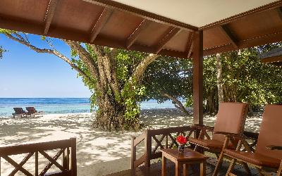 Royal Island - Beach Villa - Veranda