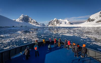  Antarktida - průliv Lemaire