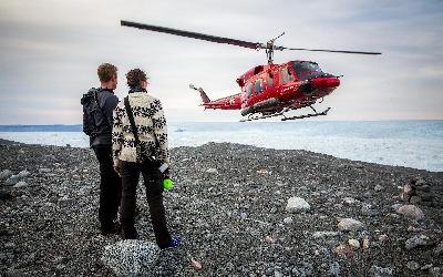 Před odletem nad ledovcové pole | Visit Greenland