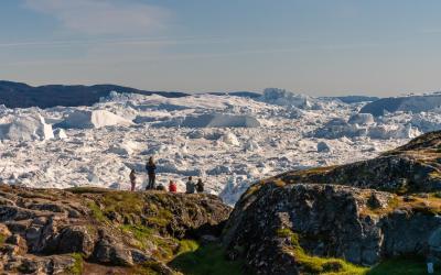Vyhlídce na Ilulissat Icefjordem | Enrico Pescantini - Visit Greenland