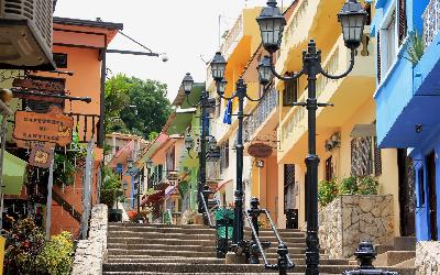 Cerro-Santa-Ana-Guayaquil