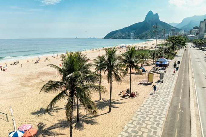 Pláž Copacabana, Rio de Janeiro, Brazílie