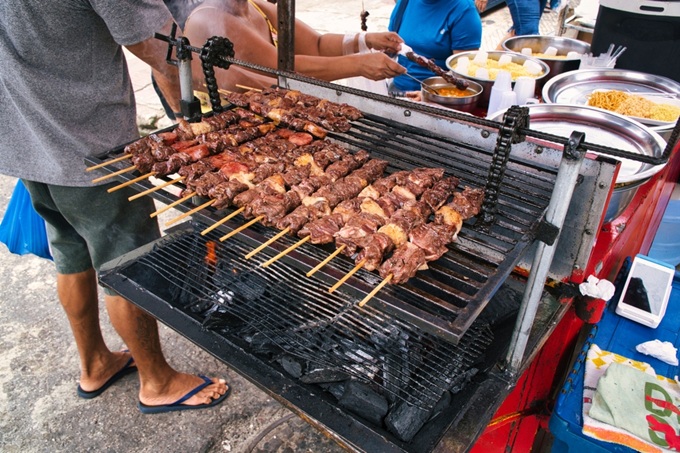 Pouliční stánek s jídlem v Brazílii