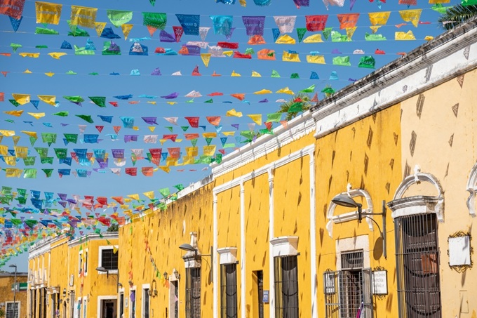 Izamal ("žluté město") - Yucatán, Mexiko