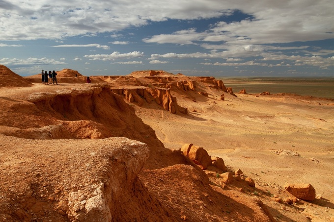 Flaming Cliffs v poušti Gobi v Mongolsku