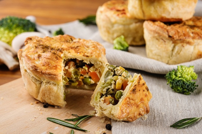 Australský meat pie – typický slaný koláč australské kuchyně