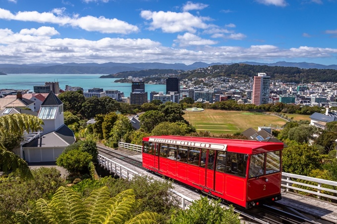 Lanovka Wellington Cable Car s výhledem na město Wellington